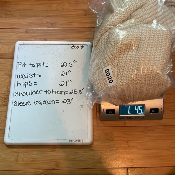 Banana Republic Womens Knit Sweater Large Alabaster Tint Pullover Cozy - Picture 8 of 8